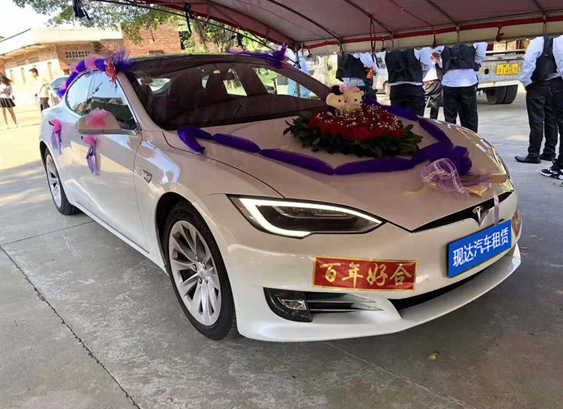 廣州婚宴租賃出租特斯拉婚禮車