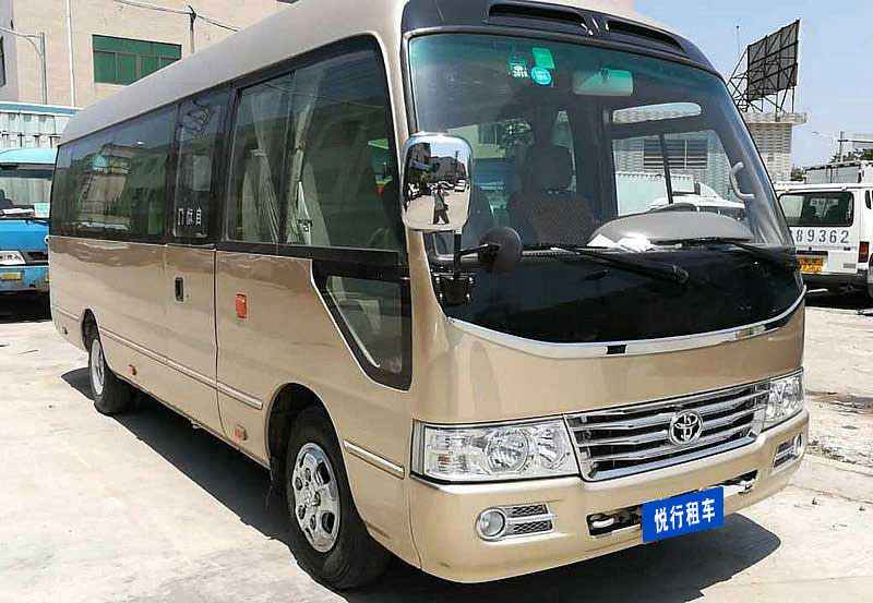 廣州豐田豪華中巴車出租包天帶司機包車(23座)_廣州租車包車用車 首選廣州現達租車公司