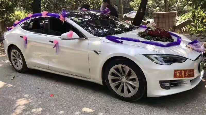廣州結婚租賃出租特斯拉婚慶頭車_廣州租車包車用車 首選廣州現達租車公司