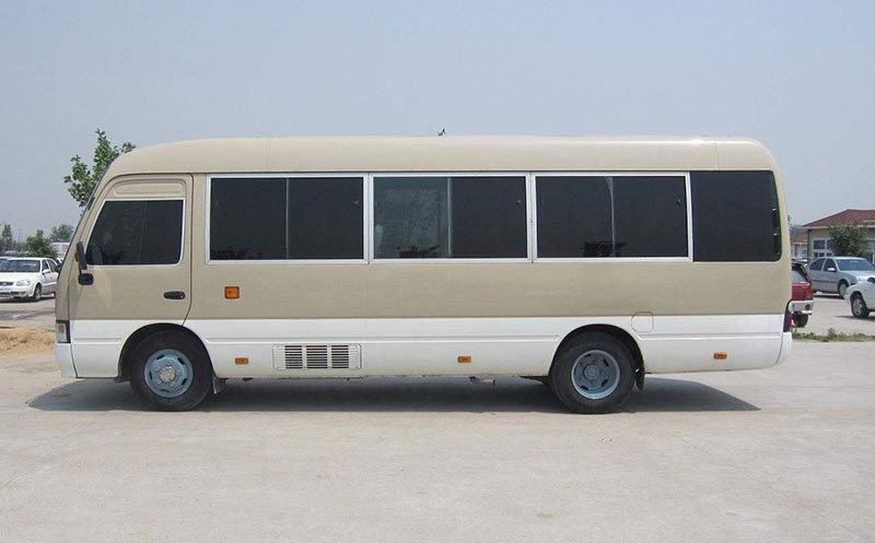 廣州商務(wù)活動帶司機(jī)包車租賃出租豐田考斯特包天(23座)_廣州租車包車用車 首選廣州現(xiàn)達(dá)租車公司