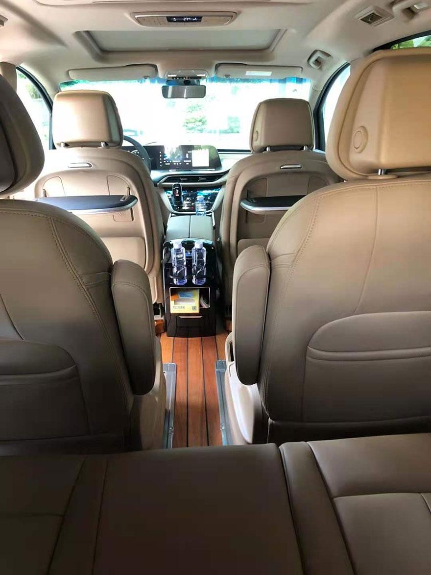 廣州租車帶司機(jī)租賃出租新款別克GL8商務(wù)車653T自駕包天(7座)_廣州租車包車用車 首選廣州現(xiàn)達(dá)租車公司