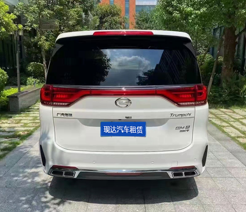 廣州租賃出租廣汽傳祺GM8商務包車,帶司機包一臺七座商務車一天要多少錢?_廣州租車包車用車 首選廣州現達租車公司