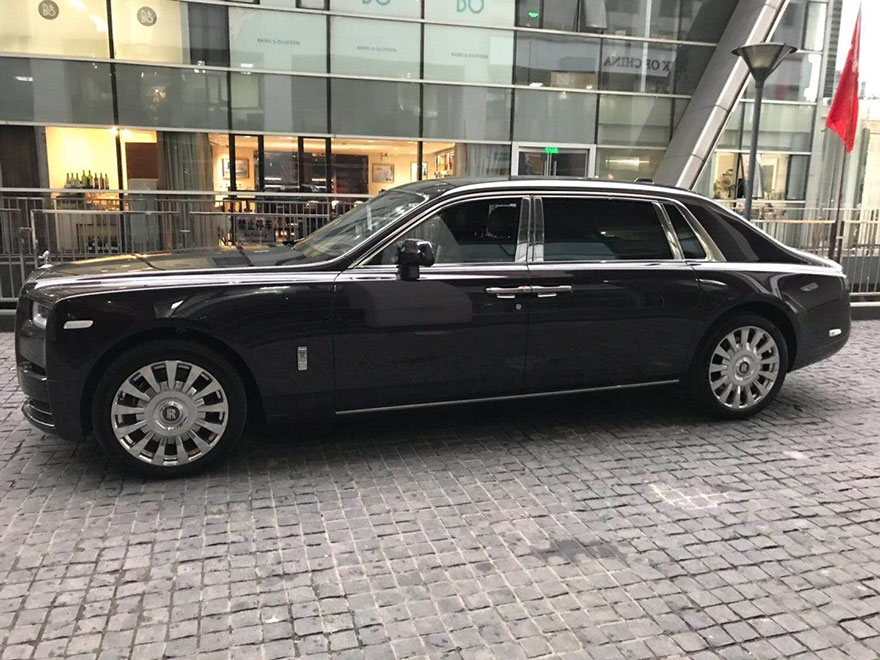 廣州哪里有能租到豪華高檔轎車勞斯萊斯幻影頂級古斯特高端轎車出租_廣州租車包車用車 首選廣州現達汽車租賃公司
