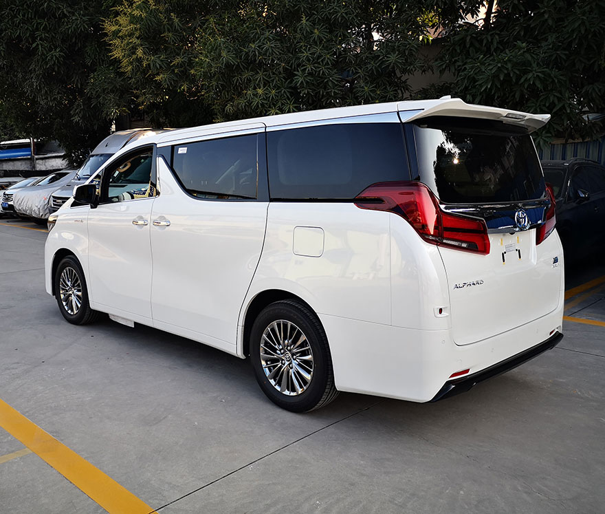 廣州自駕帶司機長期出租新款豐田埃爾法商務(wù)汽車租賃接待包天費用(7座)_廣州租車包車用車 首選廣州現(xiàn)達租車公司
