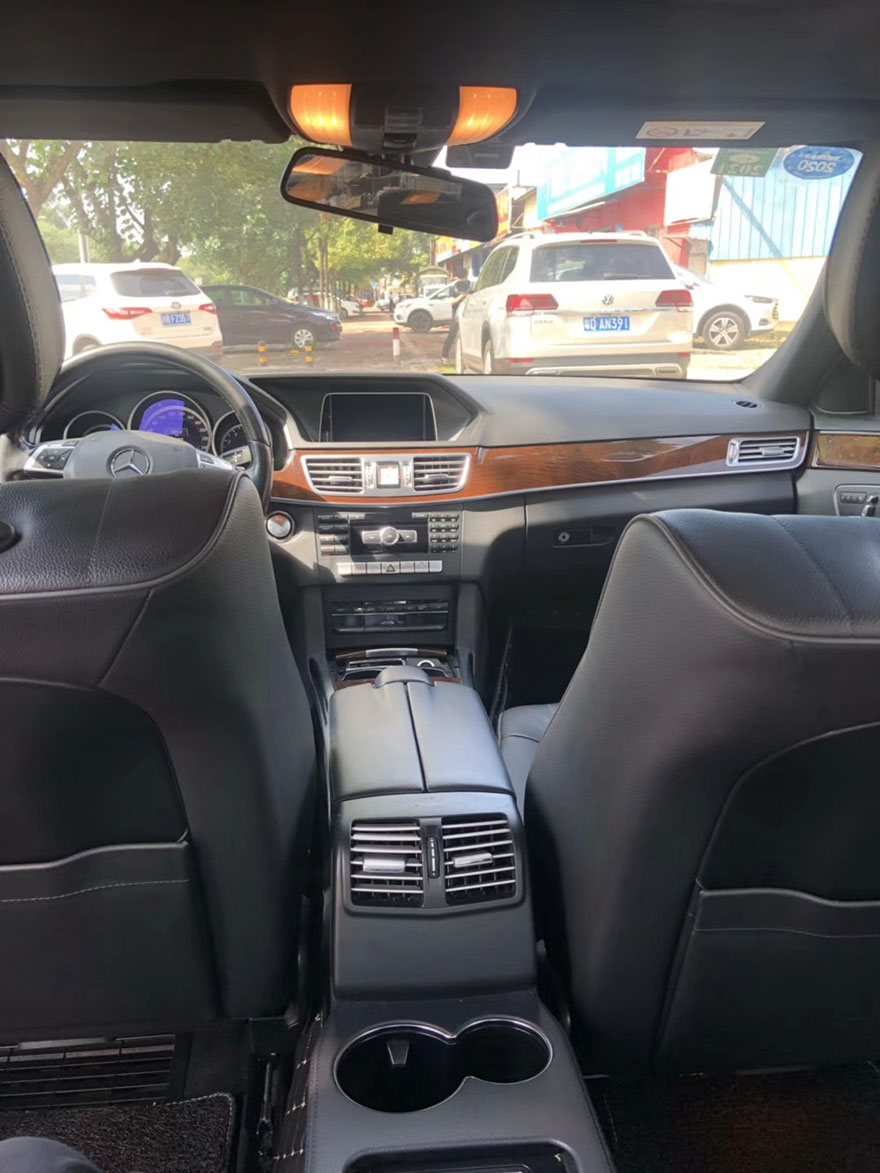 廣州租賃公司出租經濟舒適型奔馳E300E260L小轎車租憑_廣州租車包車用車 首選廣州現達租車公司