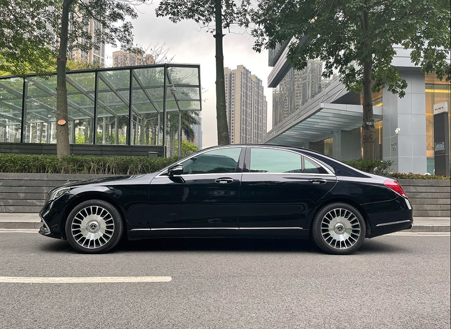廣州哪里有配帶司機租奔馳S450邁巴赫S600出租豪華轎車高端商務接待包一天費用_廣州租車包車用車 首選廣州現達汽車租賃公司