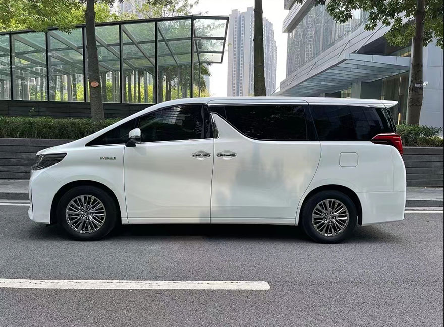 廣州自駕配帶司機長期出租新款豐田埃爾法商務(wù)接待包天費用(7座)_廣州租車包車用車 首選廣州現(xiàn)達汽車租賃公司