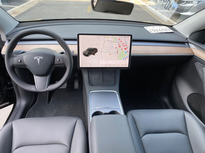 廣州租車哪里有出租特斯拉Model y純電動越野跑車自駕租毛豆Y包天多少錢_廣州租車包車 首選廣州現達汽車租賃公司