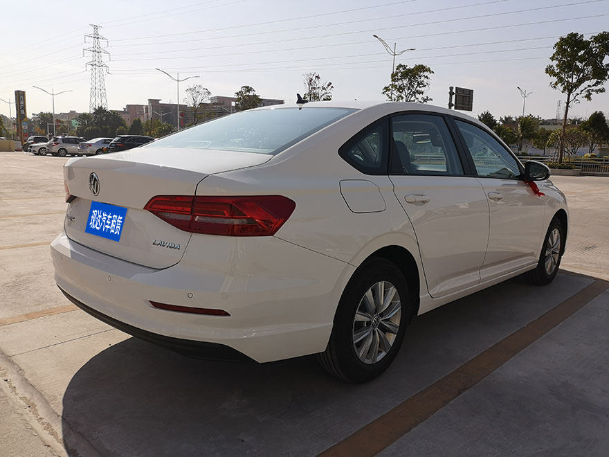 廣州租最便宜經(jīng)濟(jì)的轎車租賃公司出租大眾朗逸轎車_廣州租車包車用車 首選廣州現(xiàn)達(dá)租車公司