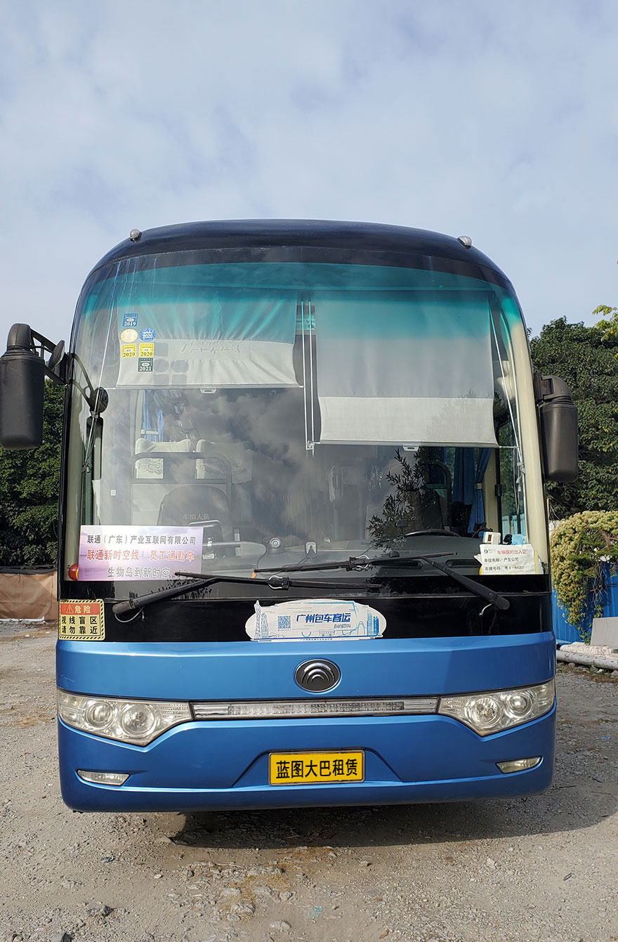 廣東省廣州游玩配帶司機出租50多人座市際帶證大巴旅游客車包天_廣州租車包車 首選廣州現達汽車租賃公司