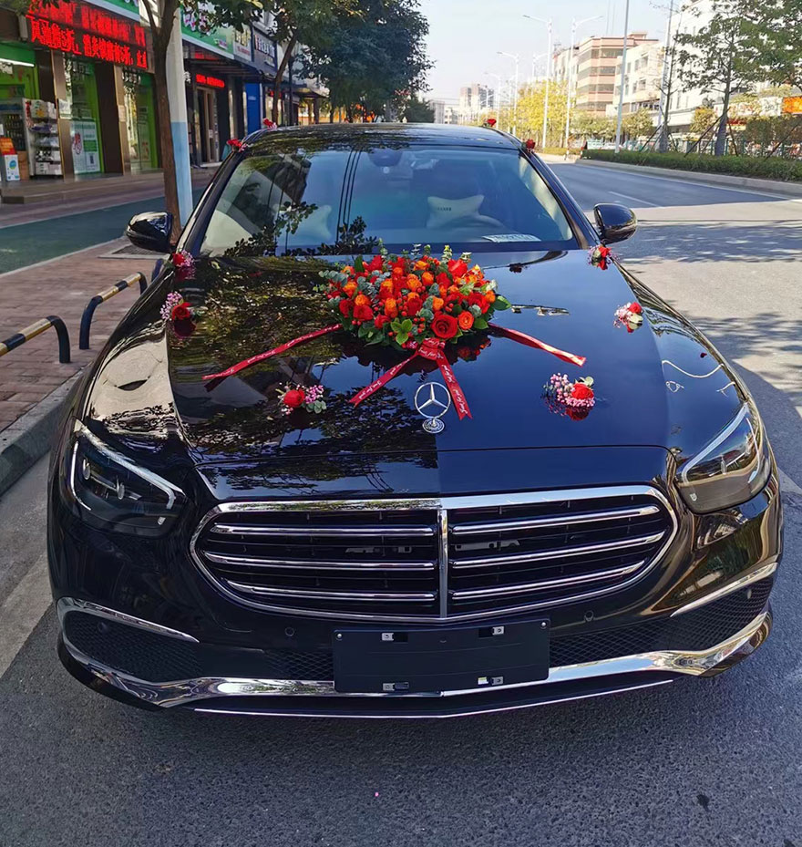 廣州結(jié)婚帶司機(jī)租邁巴赫奔馳E260L/S450L轎車車隊(duì)
