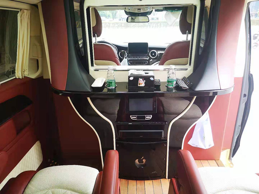 廣州哪里有配帶司機租用7座豪華高端奔馳V260L商務車活動接待出租自駕_廣州租車包車 首選廣州現達汽車租賃公司