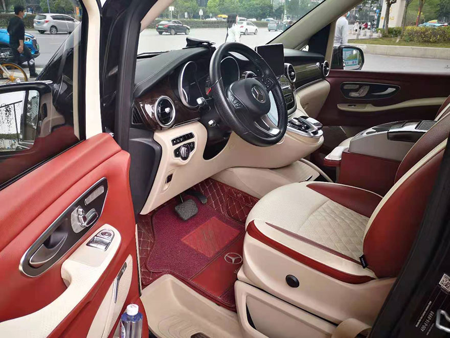 廣州哪里有配帶司機租用7座豪華高端奔馳V260L商務車活動接待出租自駕_廣州租車包車 首選廣州現達汽車租賃公司