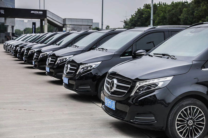 廣州租車新款奔馳威霆7座商務(wù)車車隊(duì)出租,廣州哪里有七座奔馳商務(wù)車隊(duì)租賃_廣州租車包車用車 首選廣州現(xiàn)達(dá)租車公司