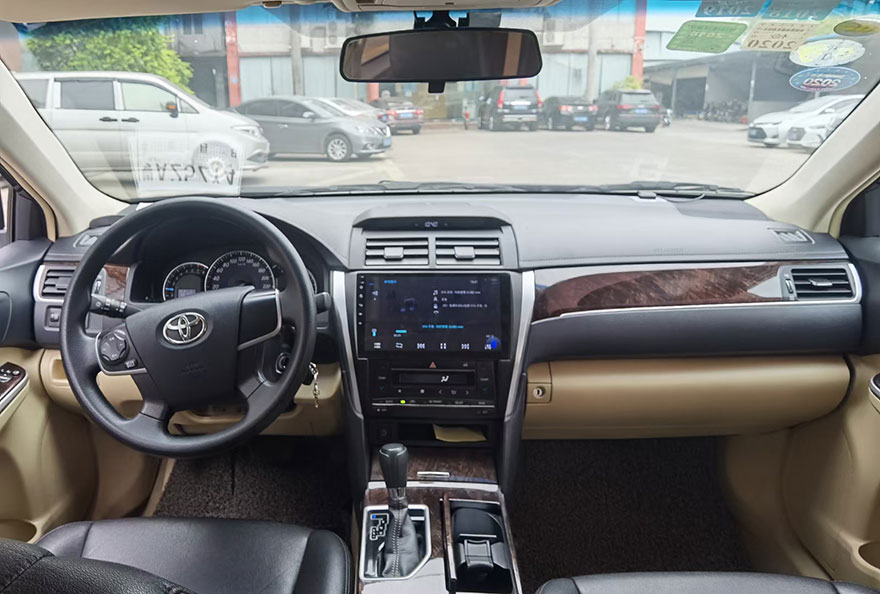 特價廣州哪里有便宜舒適B級車型凱美瑞小轎車自駕長期出租_廣州租車包車用車 首選廣州現達租車公司