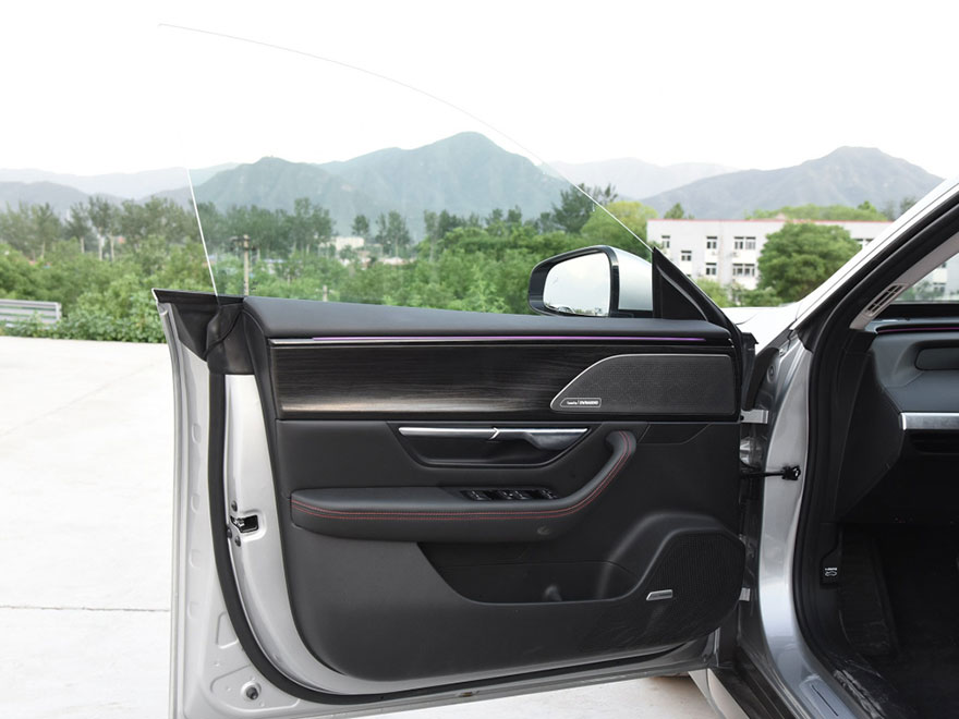 廣州哪里有出租自駕小鵬P7,月租年租純電車一天多少錢_廣州租車包車用車 首選廣州現達汽車租賃公司