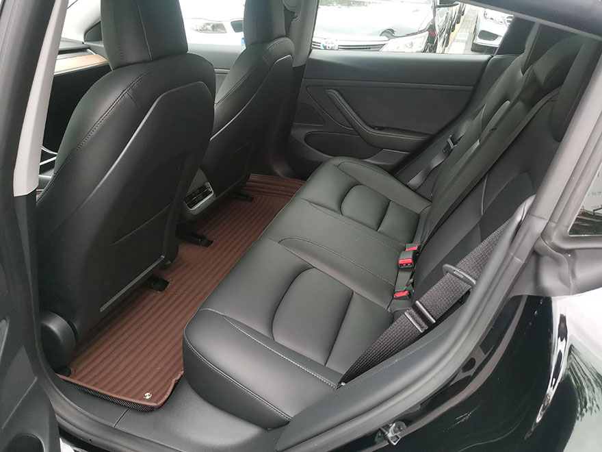 廣州帶司機出租純電動車特斯拉Model 3,廣州哪里有毛豆MODEL Y自駕包天_廣州租車包車用車 首選廣州現(xiàn)達汽車租賃公司