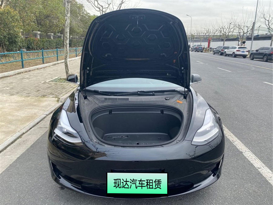 廣州帶司機出租純電動車特斯拉Model 3,廣州哪里有毛豆MODEL Y自駕包天_廣州租車包車用車 首選廣州現(xiàn)達汽車租賃公司