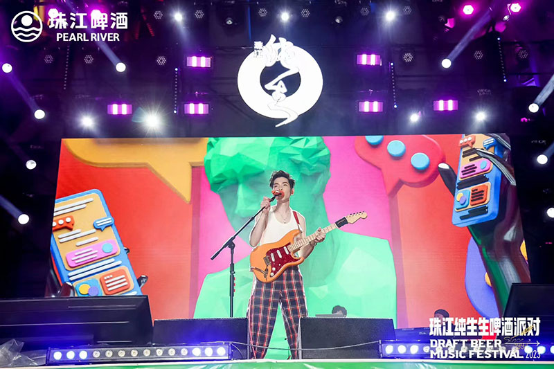 廣州明星演唱會高端活動埃爾法別克GL8阿爾法商務車接待配帶司機包車費用_廣州租車包天用車 首選廣州現達汽車租賃公司