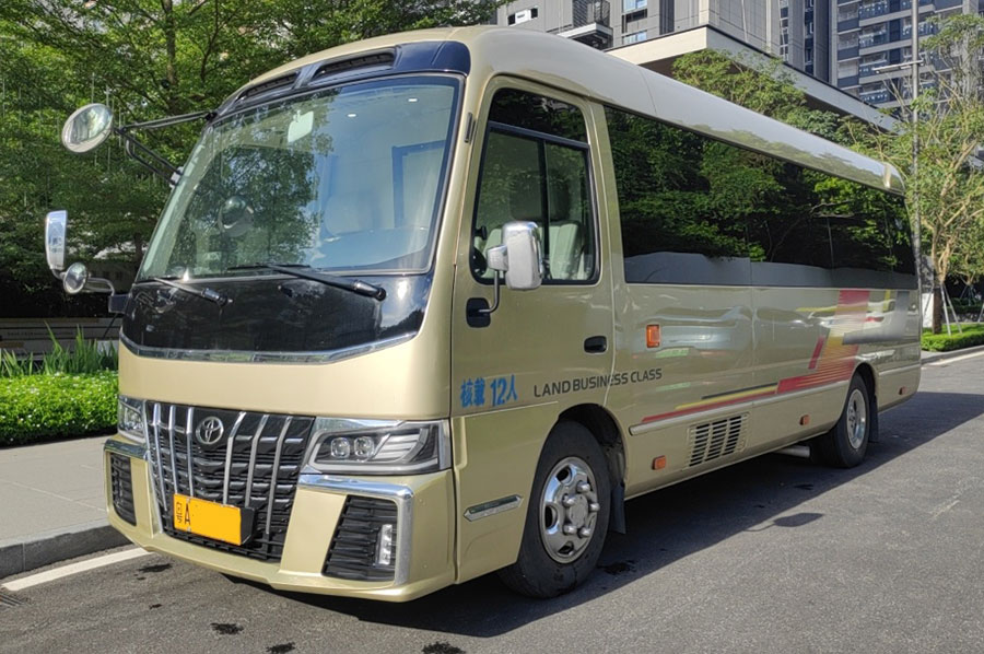 廣東廣州市區配帶司機租12人座超級豪華豐田考斯特中巴車出租